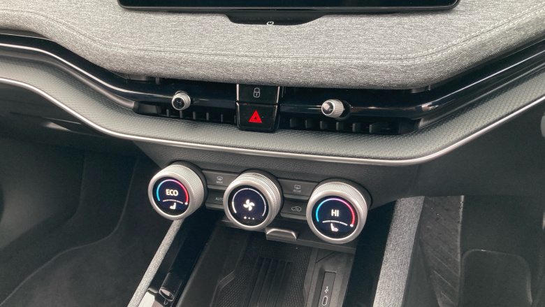 Skoda Superb 1.5 TSI iV SE Technology DSG 5dr Estate